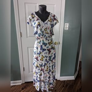 Old Navy. Maxi dress. Butterfly Print